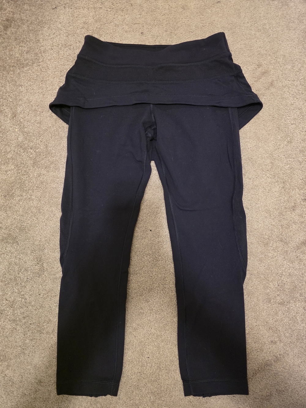 Lululemon Black Skirted Capris